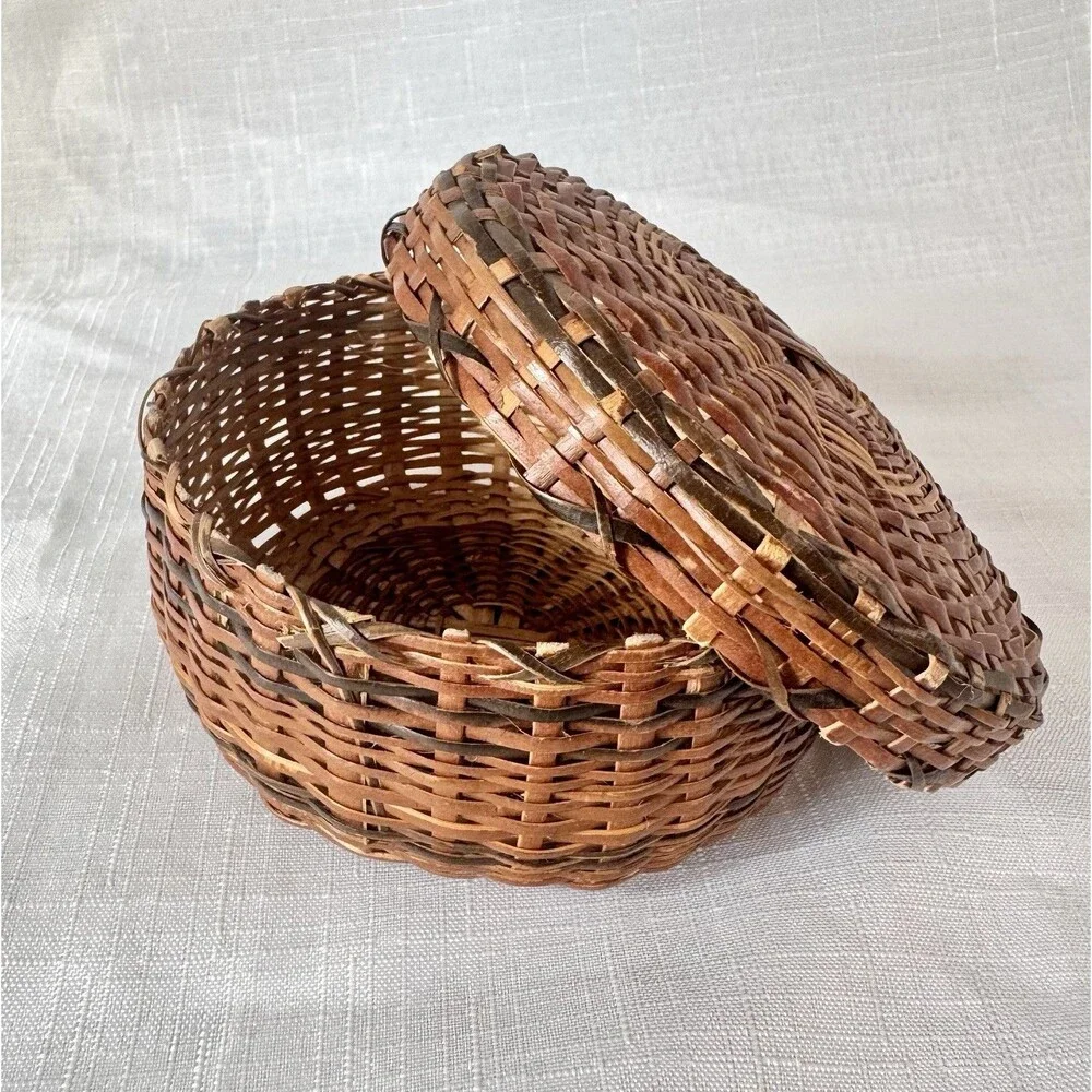 Vintage Trinket Basket Native American Style Lid Ash Splint Wood Woven Folk Art